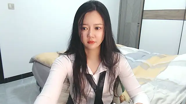 zoe-keke online show from 12, 12, 2024