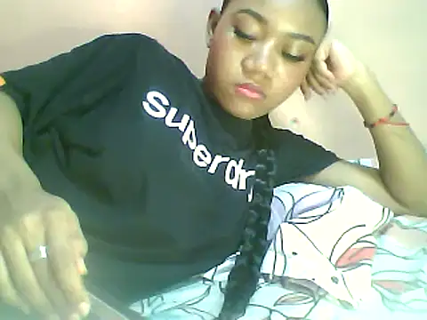 Snapshot of Fariana01 chatting on 8, 2, 2025 Fariana01 online show from 8, 2, 2025