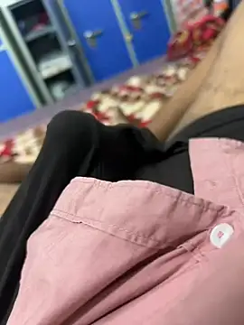 Snapshot of aprivateguy chatting on 25, 2, 2025 aprivateguy online show from 25, 2, 2025