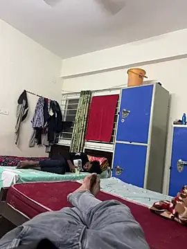 Snapshot of aprivateguy chatting on 7, 3, 2025 aprivateguy online show from 7, 3, 2025