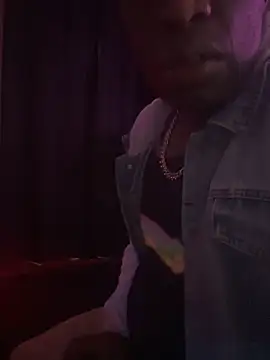 Snapshot of Bignc chatting on 18, 10, 2025 Bignc online show from 18, 10, 2025