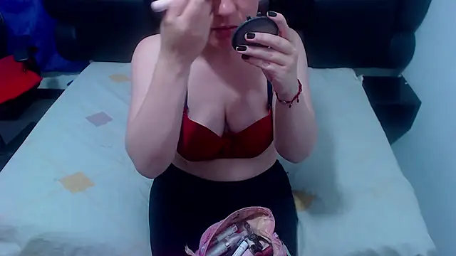 XxMiaSexxyHotxX online show from 1, 10, 2025