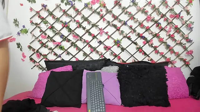 abby eemily online show from 7, 3, 2025