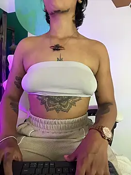 LollaByer online show from 17, 12, 2025