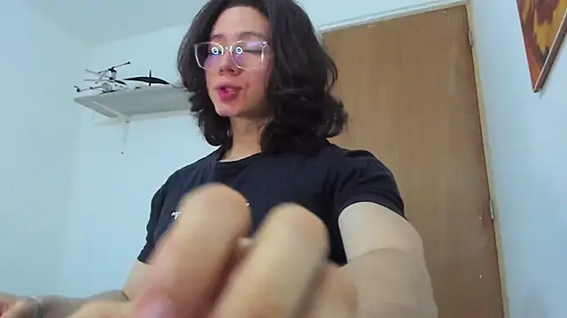 Snapshot of AngelBennet_ chatting on 11, 2, 2025 AngelBennet online show from 11, 2, 2025