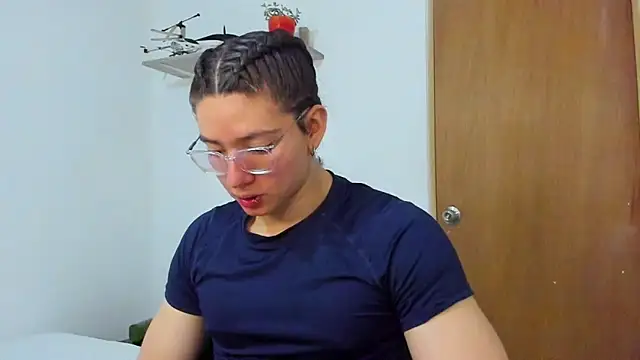 Snapshot of AngelBennet_ chatting on 22, 2, 2025 AngelBennet online show from 22, 2, 2025