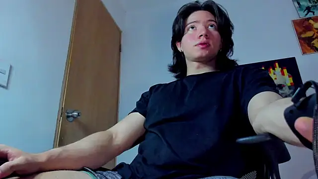 Snapshot of AngelBennet_ chatting on 31, 10, 2025 AngelBennet online show from 31, 10, 2025