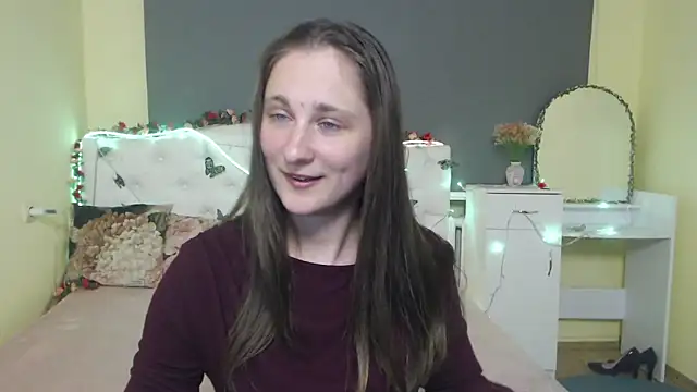 Snapshot of MichelLeee chatting on 30, 4, 2026 MichelLeee online show from 30, 4, 2026