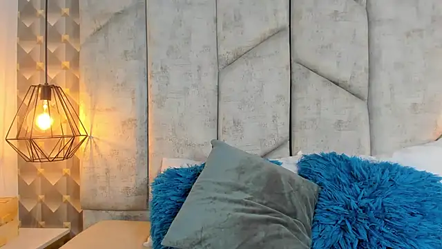 AshleyHill2 online show from 2, 4, 2026