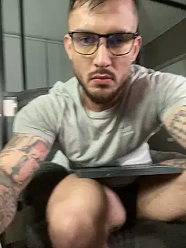 DimitriSullivan  online show from 22, 2, 2025