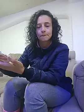 AriannaRussell  online show from 4, 6, 2026