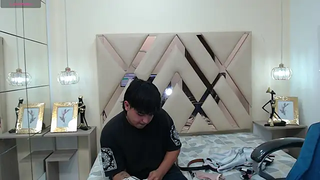 AndrewPherson online show from 5, 1, 2025