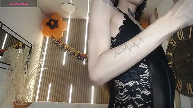 Snapshot of Aniie_Doll chatting on 15, 10, 2025 Aniie Doll online show from 15, 10, 2025