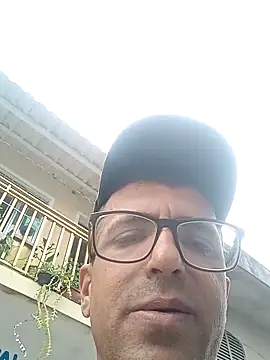 Snapshot of jtf4055 chatting on 18, 12, 2025 jtf4055 online show from 18, 12, 2025