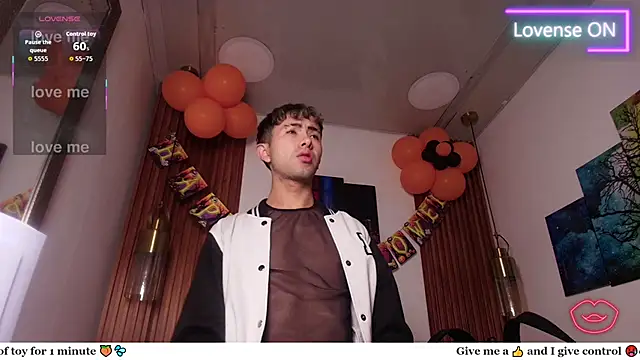 Noah Xitruxx online show from 20, 10, 2025