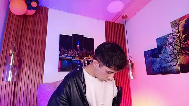 Noah Xitruxx online show from 10, 11, 2025