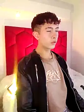 Noah Xitruxx online show from 5, 12, 2025