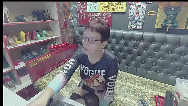 Lily4yourfun online show from 20, 12, 2025