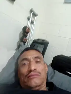 Snapshot of Innsaciable chatting on 5, 4, 2026 Innsaciable online show from 5, 4, 2026