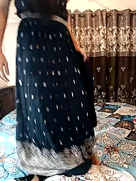 Snapshot of Cute-Bhavya chatting on 18, 9, 2025 Cute-Bhavya online show from 18, 9, 2025