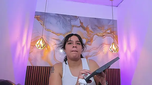 MelissaGilll online show from 19, 12, 2025