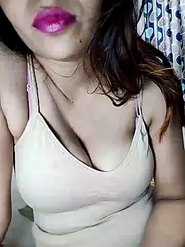 Snapshot of shalini_fire chatting on 10, 1, 2025 shalini fire online show from 10, 1, 2025