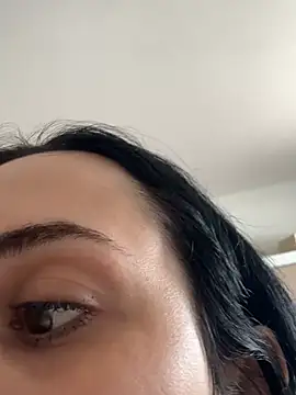 Snapshot of Morguisssz chatting on 3, 4, 2026 Morguisssz online show from 3, 4, 2026