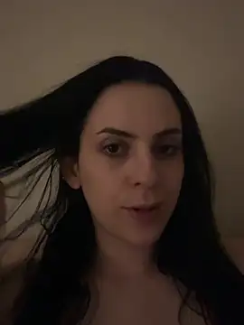 Snapshot of Morguisssz chatting on 17, 4, 2026 Morguisssz online show from 17, 4, 2026