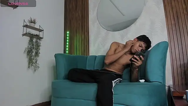 Jeffry wolvess online show from 27, 1, 2025