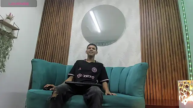 Jeffry wolvess online show from 18, 2, 2025