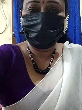 Snapshot of rekha_naier chatting on 5, 2, 2026 rekha naier online show from 5, 2, 2026