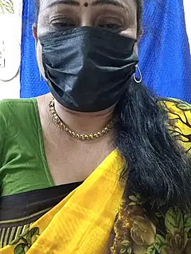 Snapshot of rekha_naier chatting on 13, 4, 2026 rekha naier online show from 13, 4, 2026
