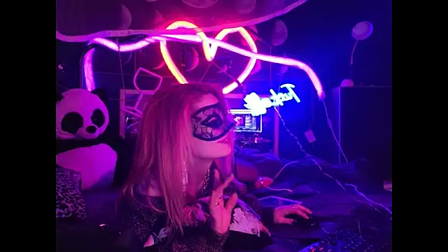 Snapshot of anonymouszN chatting on 28, 1, 2025 anonymouszN online show from 28, 1, 2025