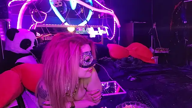 Snapshot of anonymouszN chatting on 22, 2, 2025 anonymouszN online show from 22, 2, 2025