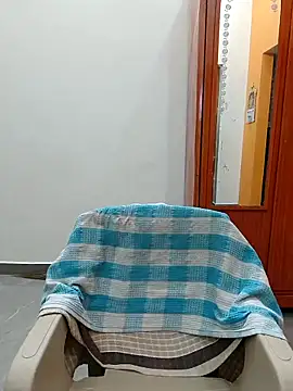 Tamil Shalini Lustyy online show from 26, 11, 2025