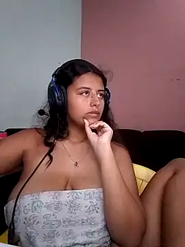 Babydol18  online show from 28, 1, 2025