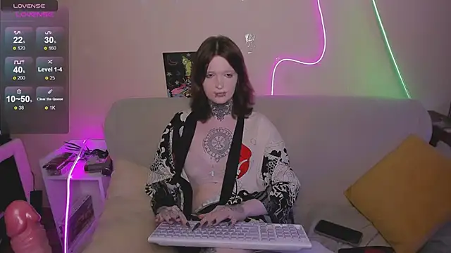 Snapshot of Simona_Rain chatting on 17, 4, 2026 Simona Rain online show from 17, 4, 2026