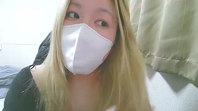 Snapshot of Remi_official chatting on 14, 9, 2025 Remi official online show from 14, 9, 2025