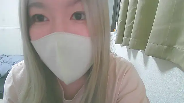 Snapshot of Remi_official chatting on 2, 2, 2026 Remi official online show from 2, 2, 2026