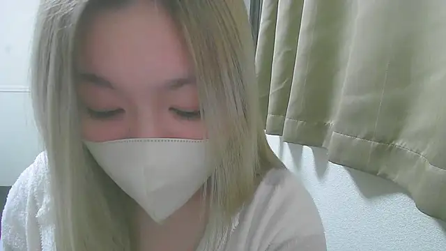 Snapshot of Remi_official chatting on 5, 3, 2026 Remi official online show from 5, 3, 2026