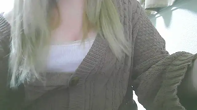 Snapshot of Remi_official chatting on 16, 3, 2026 Remi official online show from 16, 3, 2026