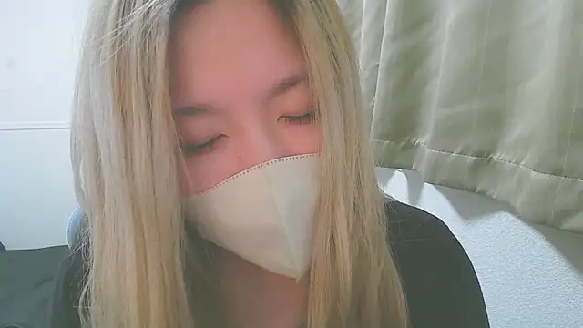 Snapshot of Remi_official chatting on 21, 4, 2026 Remi official online show from 21, 4, 2026