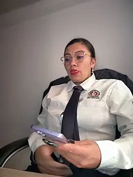Snapshot of LIZ-06_ chatting on 1, 10, 2025 LIZ-06 online show from 1, 10, 2025