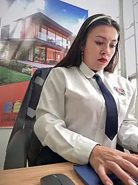 Snapshot of LIZ-06_ chatting on 4, 11, 2025 LIZ-06 online show from 4, 11, 2025