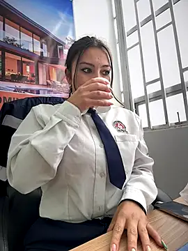 Snapshot of LIZ-06_ chatting on 6, 11, 2025 LIZ-06 online show from 6, 11, 2025