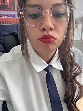 Snapshot of LIZ-06_ chatting on 11, 11, 2025 LIZ-06 online show from 11, 11, 2025