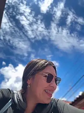 Snapshot of LIZ-06_ chatting on 2, 4, 2026 LIZ-06 online show from 2, 4, 2026