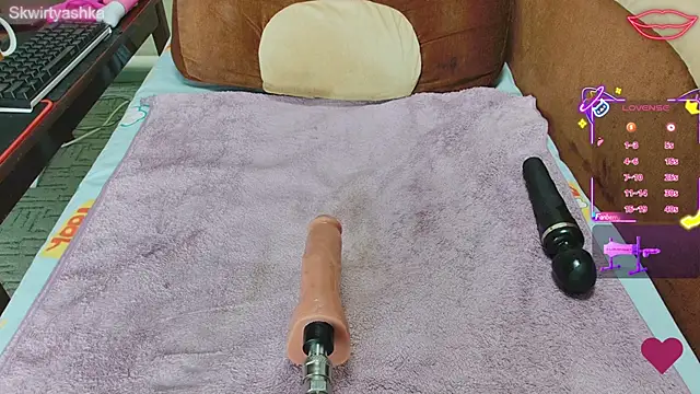 Snapshot of Skwirtyashka chatting on 6, 3, 2026 Skwirtyashka online show from 6, 3, 2026