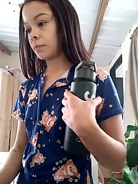 Snapshot of sofiaVelez01 chatting on 18, 2, 2025 sofiaVelez01 online show from 18, 2, 2025