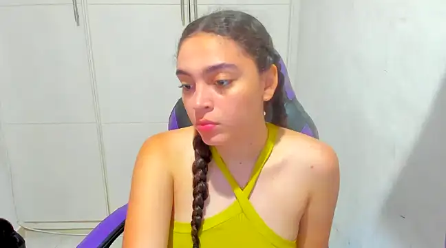 Lily anal squirt  online show from 22, 12, 2024